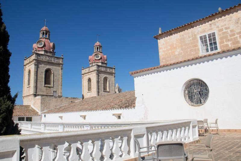 Хостел Grupoandria El Claustre De Ciutadella - Hospederia Екстер'єр фото
